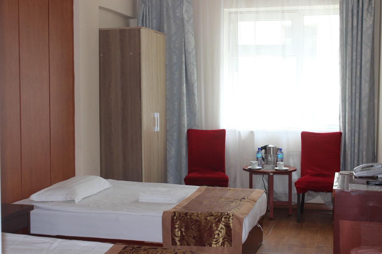 Toto Hotel Ulan Bator Eksteriør bilde